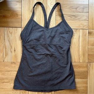 ALO yoga workout thank top